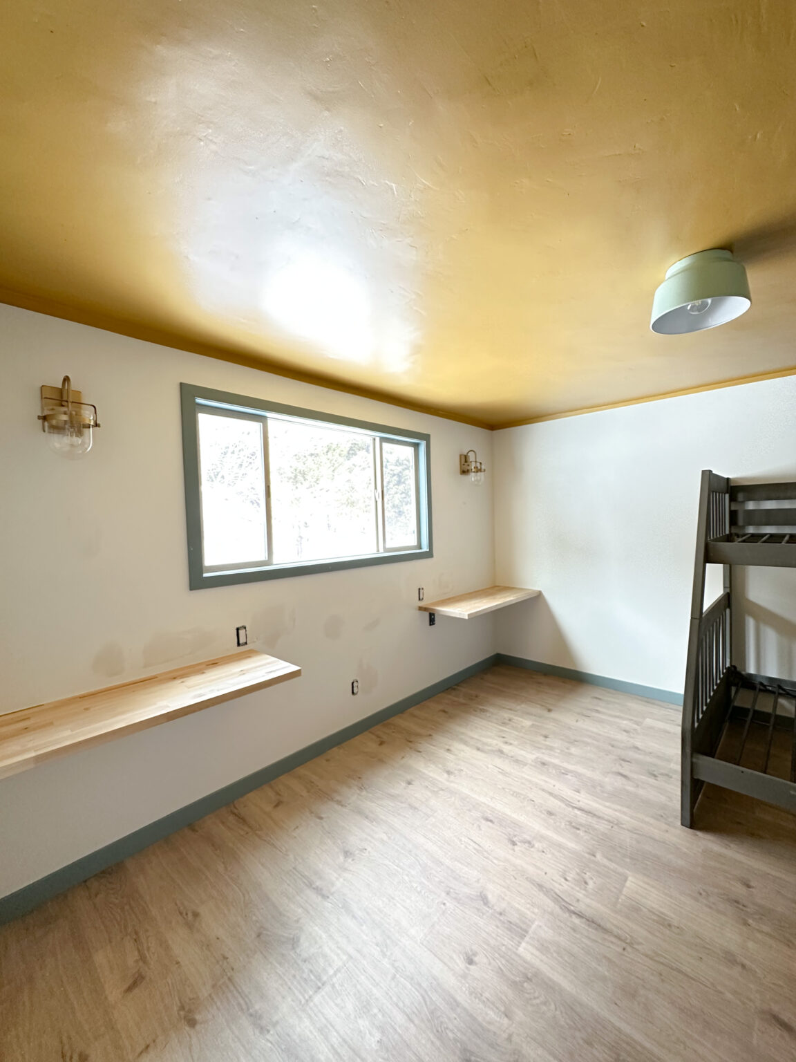 DIY Floating Desks The Flip Hubb